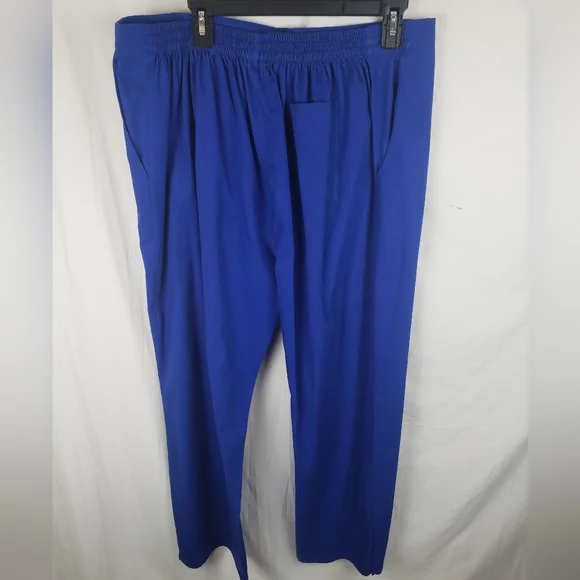 Melrose Blue and Lime Green Scrub Set Sz 2XL - Picture 8 of 9